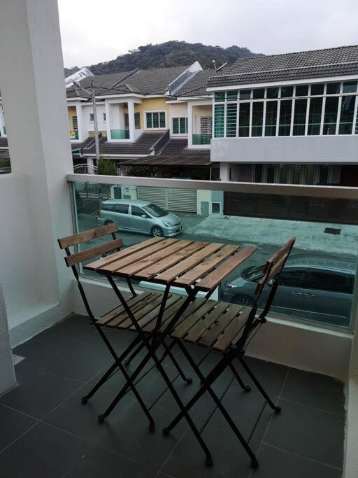 W36 Warmstay Atgoldenhills Nightmarket 4r Wifi Bbq Holiday home *